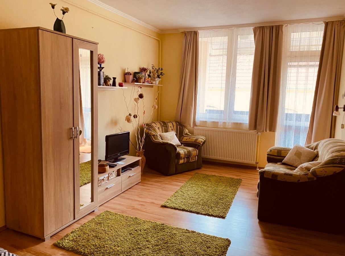 Victoria Apartman Еґер Екстер'єр фото