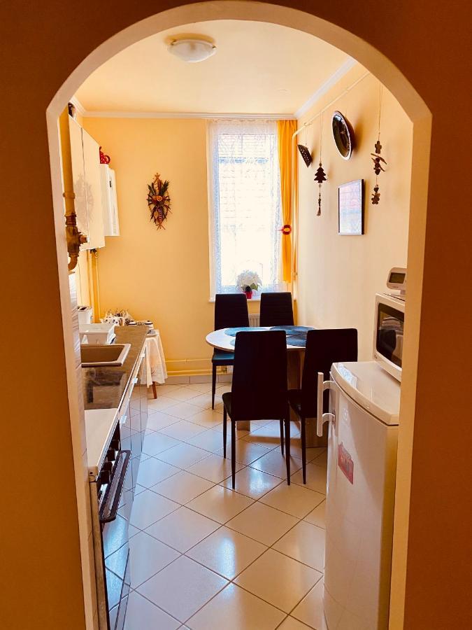 Victoria Apartman Еґер Екстер'єр фото